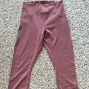 Lululemon InStill HR Tight 25” Brier Rose